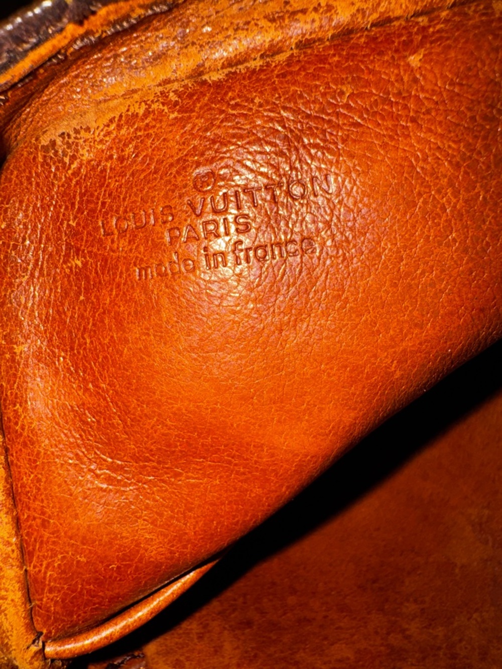 Louis Vuitton Crossbody
monogram bag DANUBE vintage reinvented - Picture 11 of 16
